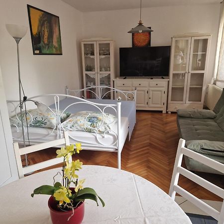 Apartman Studio Nena Crikvenica Exteriör bild